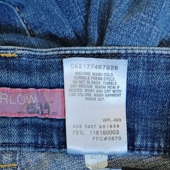 PRE-LOVED TOO SUPERLOW FLARE 524 LEVI'S 7M 99% COTTON/1% SPANDEX 5-POCKET - Picture 3 of 12